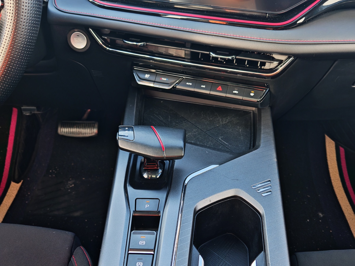 Changan X5 PLUS 2024 #12 Changan X5 PLUS 2024 car image #12