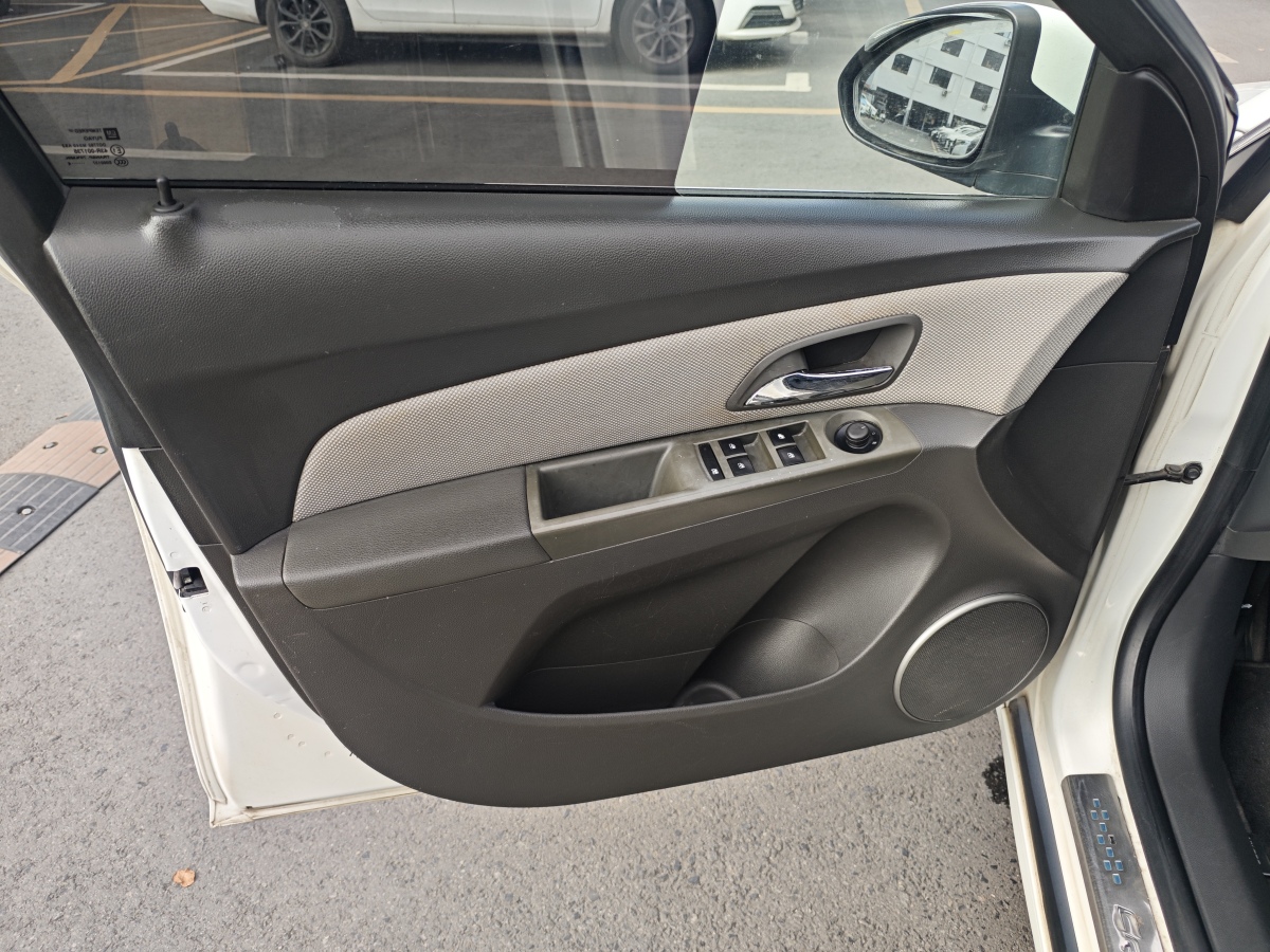 Chevrolet Cruze 2014 car image #12