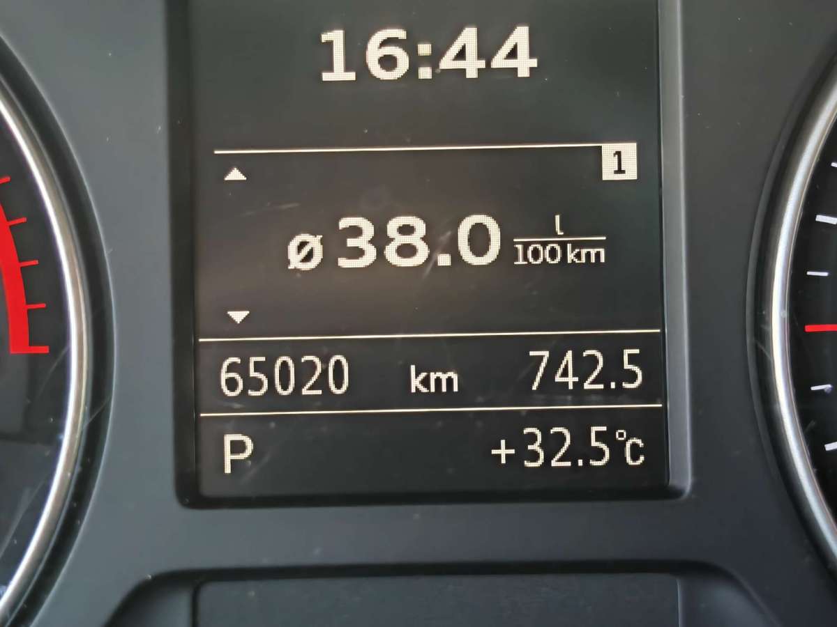 Audi A3 2016 car image #12