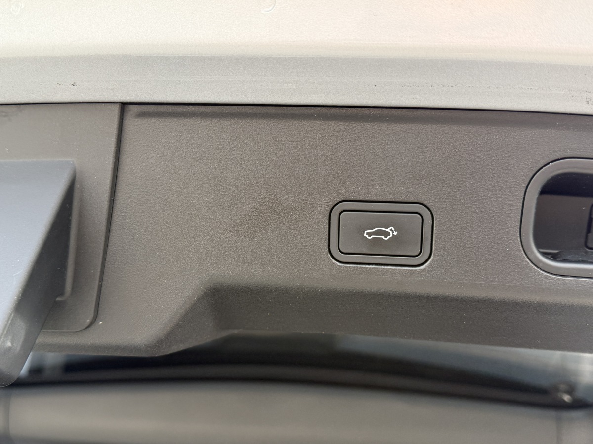 GEELY Boyue L 2023 #12 GEELY Boyue L 2023 car image #12