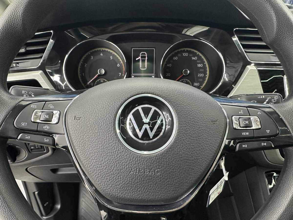 Volkswagen Touran 2022 imagem de carro #12