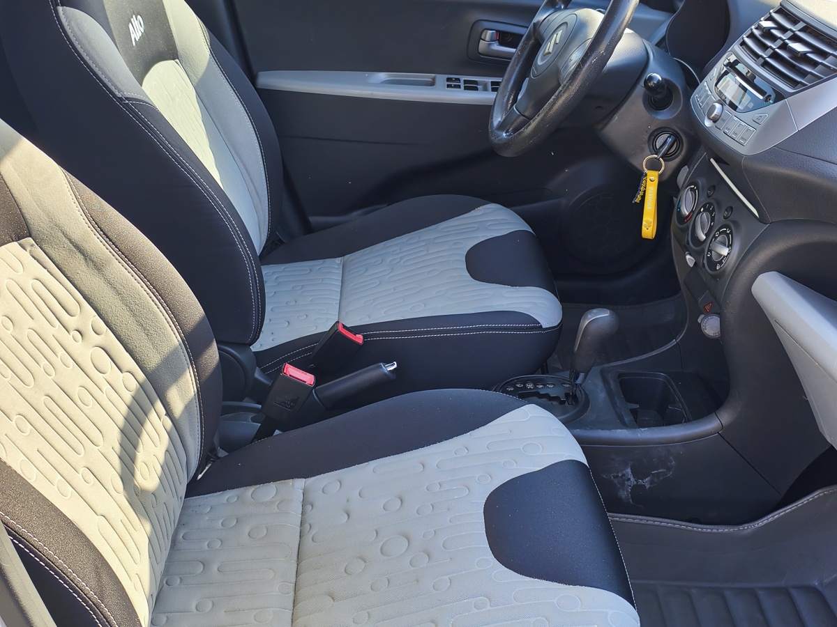 Suzuki Alto 2014 car image #12