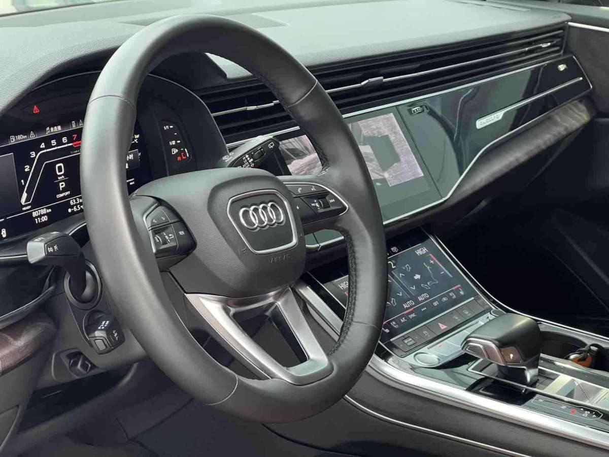 Audi Q8 2019 изображение автомобиля #12