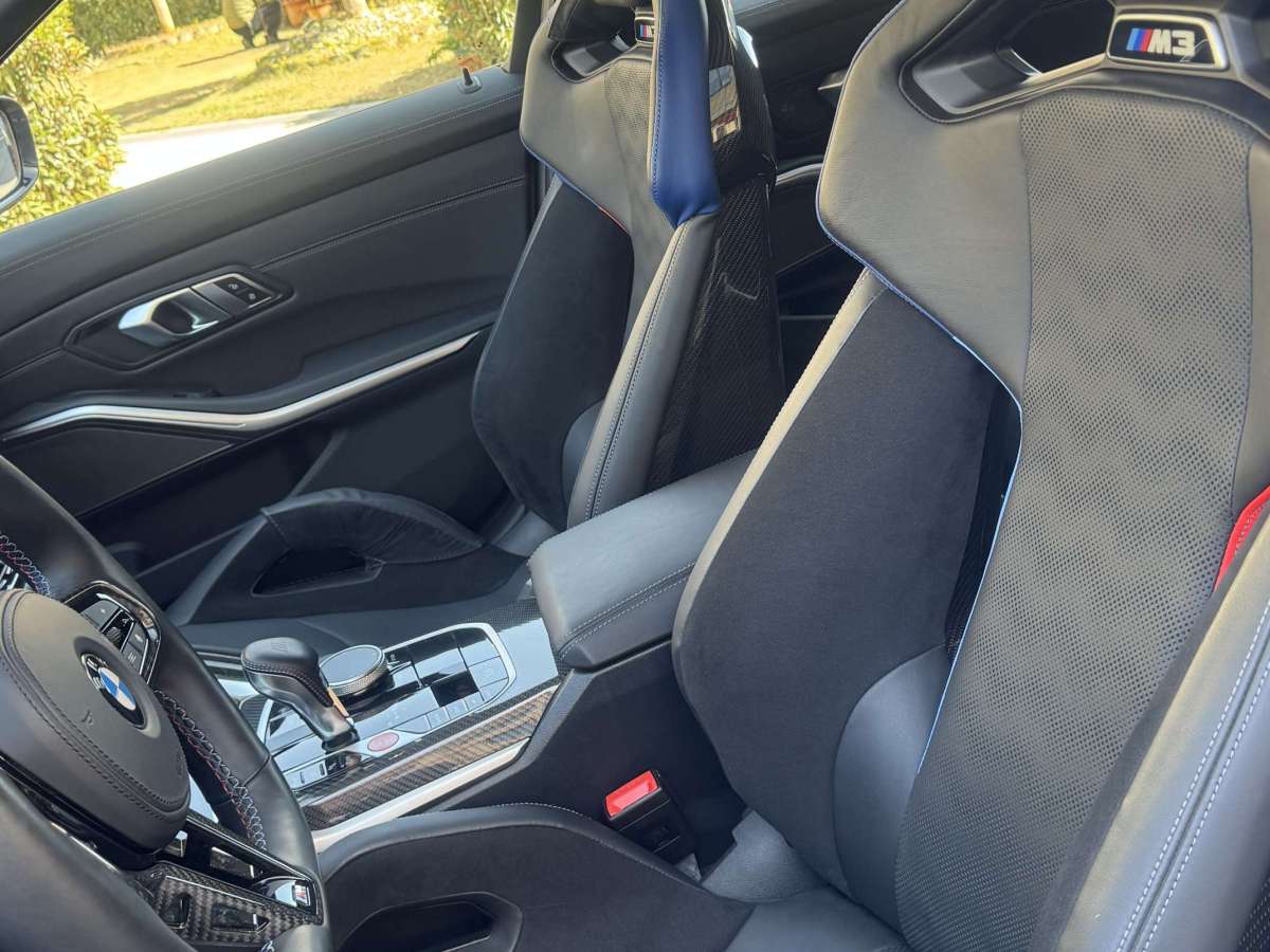 BMW M3 2025 immagine di auto #12