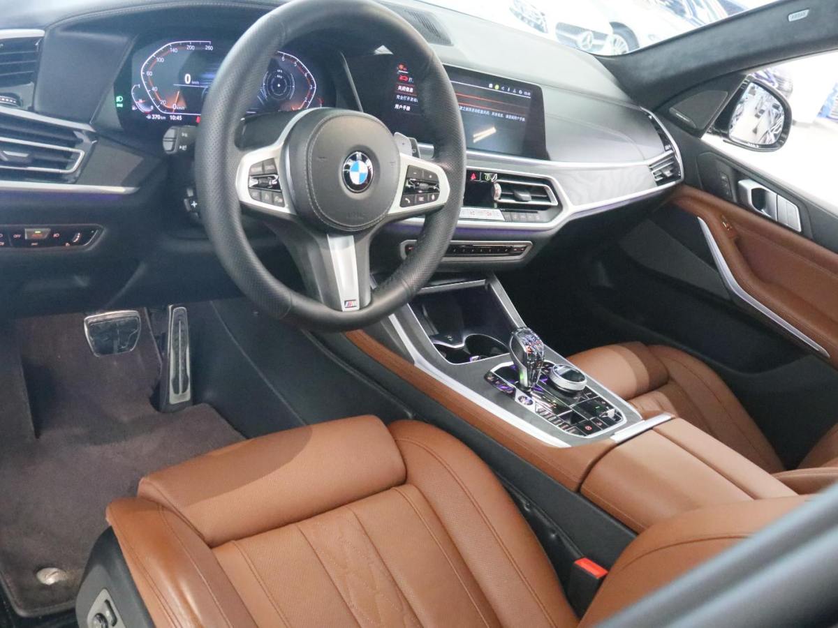 BMW X7 2022 immagine di auto #12