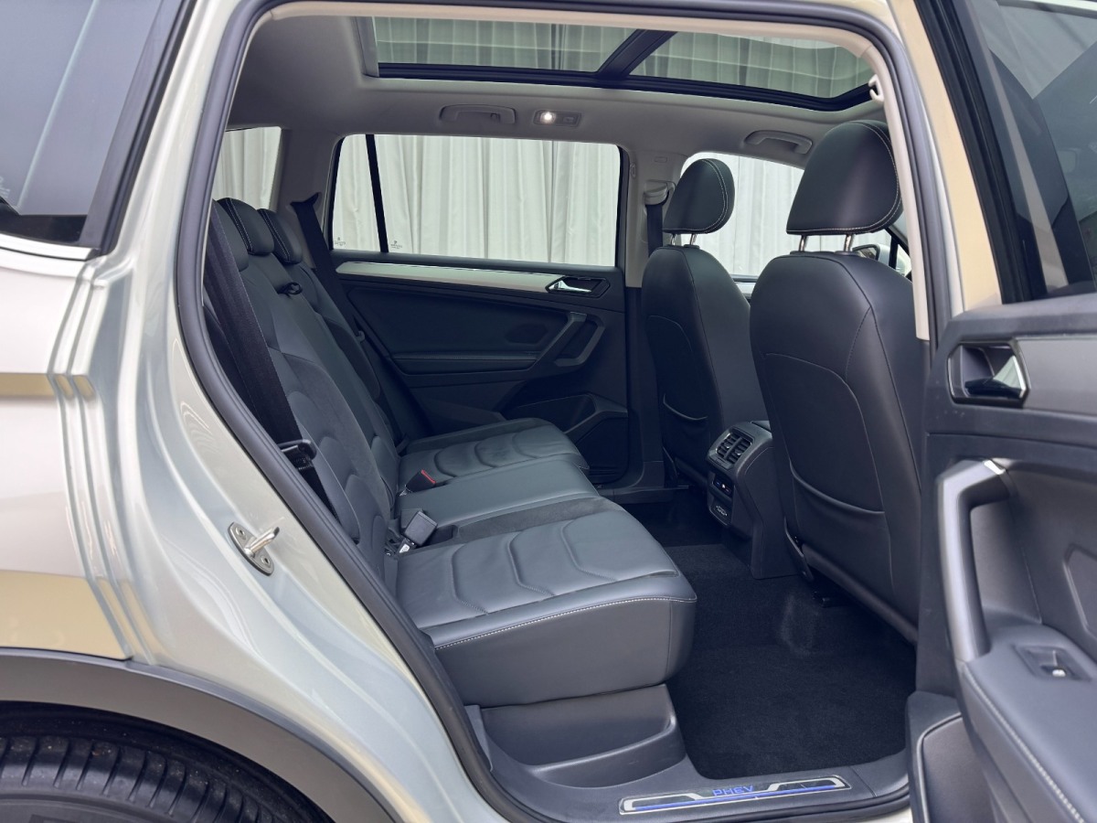 Volkswagen Tiguan L New Energy 2020 изображение автомобиля #12