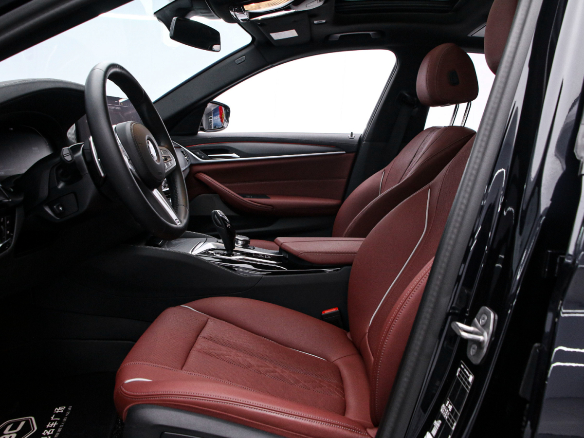 BMW 5 Series 2023 #12 BMW 5 Series 2023 car image #12