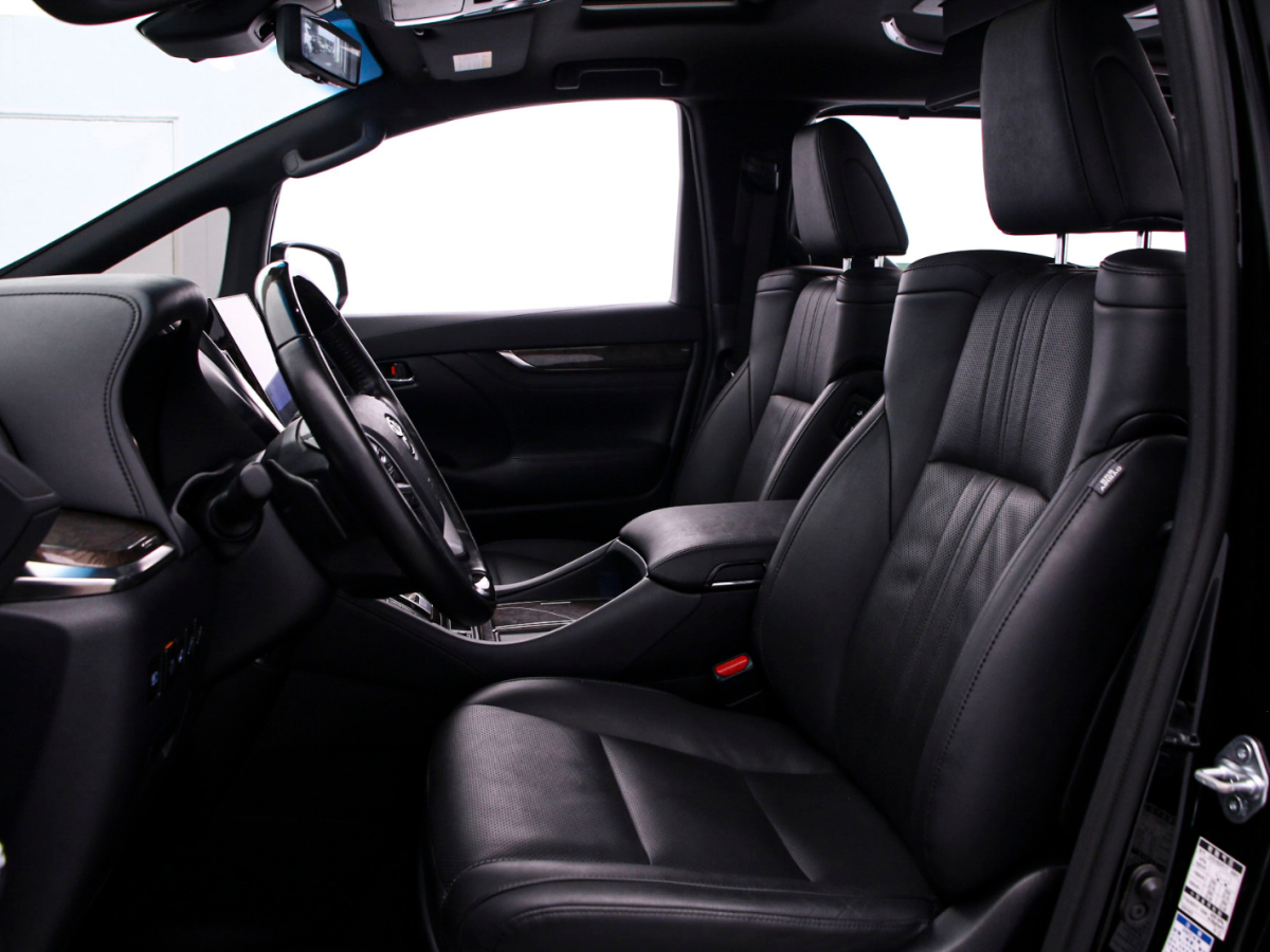 Toyota Alphard 2021 #12 Toyota Alphard 2021 car image #12