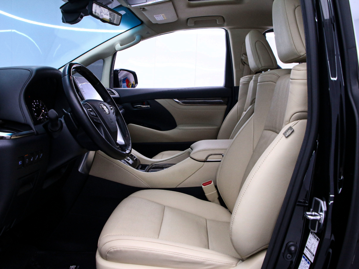 Toyota Alphard 2022 #12 Toyota Alphard 2022 car image #12