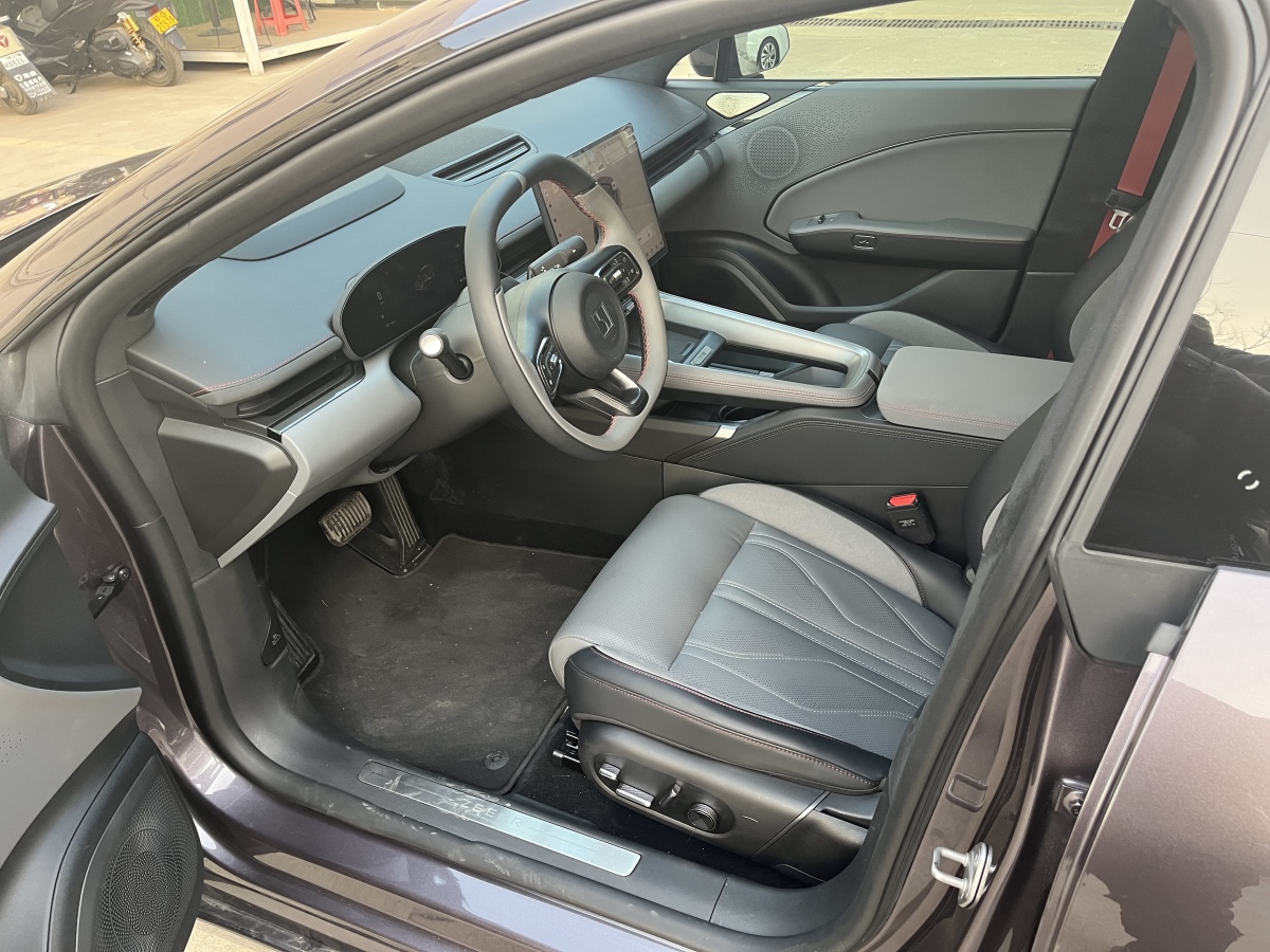 极氪 极氪007GT 2025 汽车图片 #12