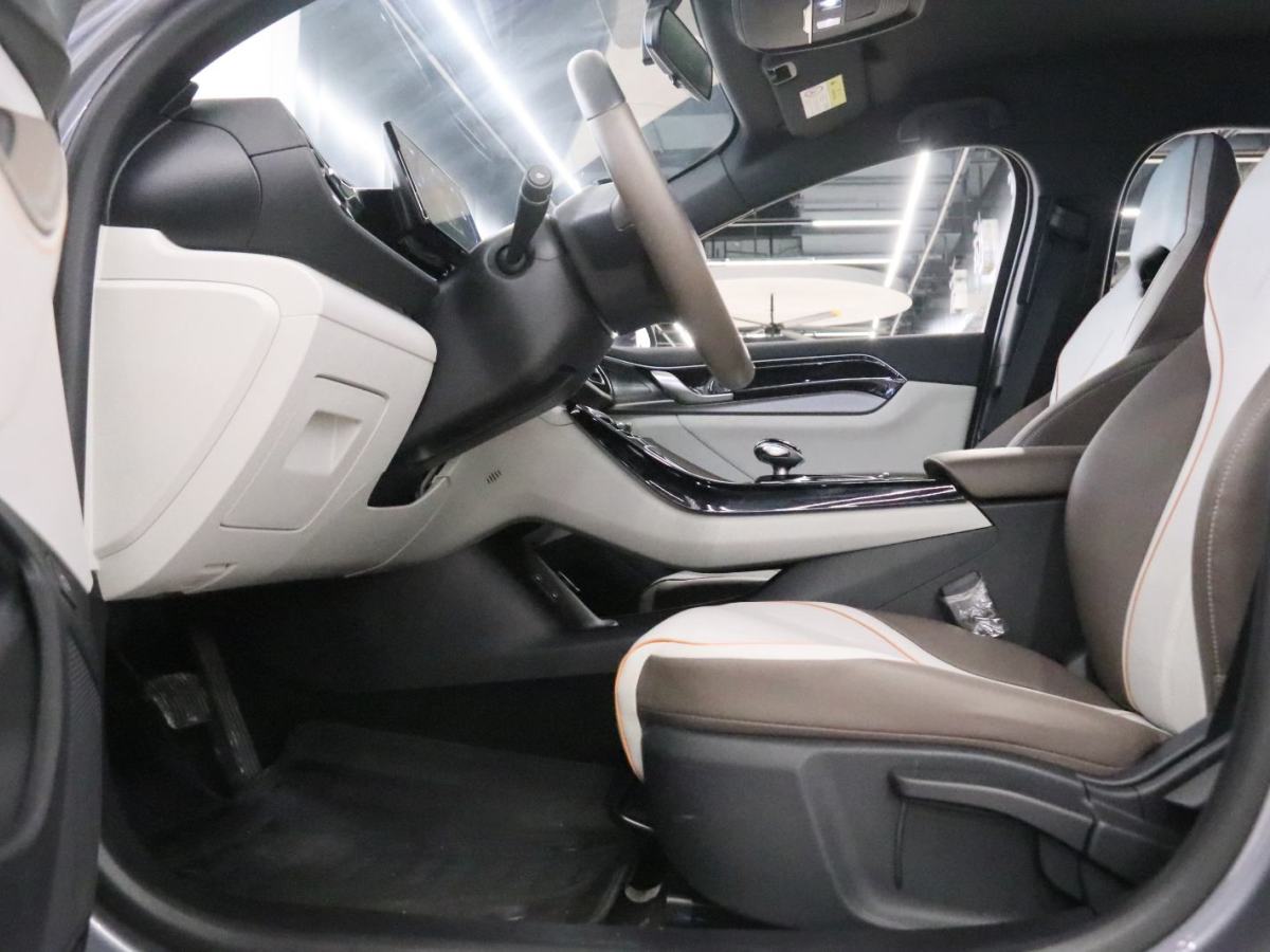 BYD Qin Plus 2024 car image #12