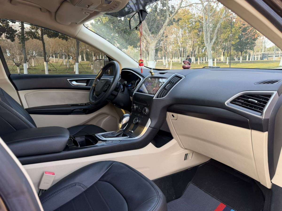 Ford Edge 2016 car image #12