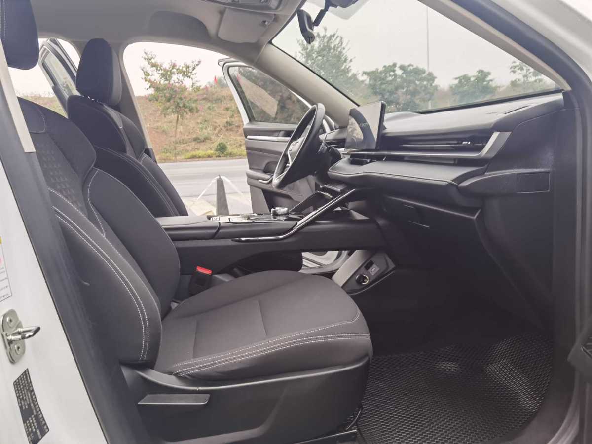 Haval H6 2021 #12 Haval H6 2021 car image #12