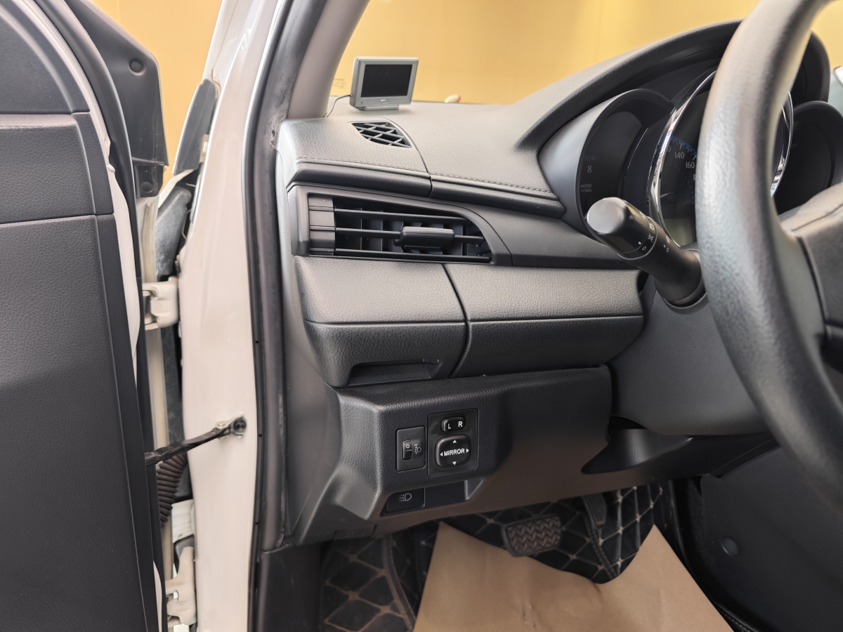 Toyota Yaris L Zhixiang 2019 صورة سيارة #12