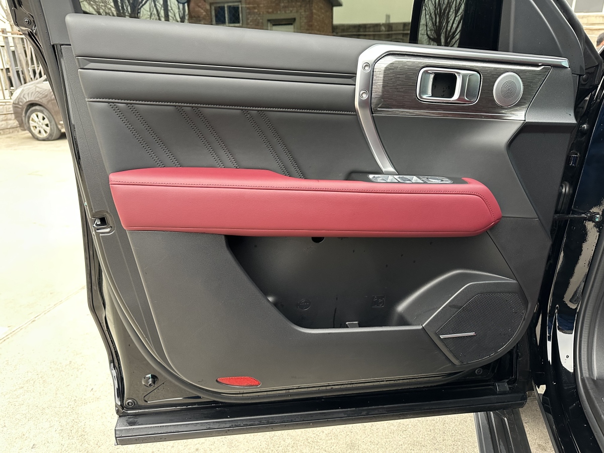 Tank 400 New Energy 2025 car image #12