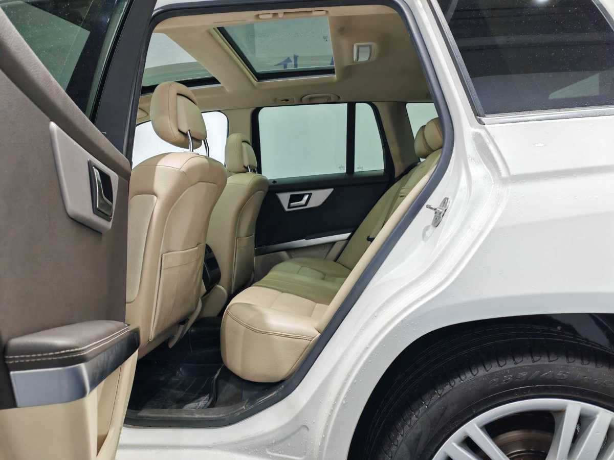 Mercedes-Benz GLK Class 2015 car image #12