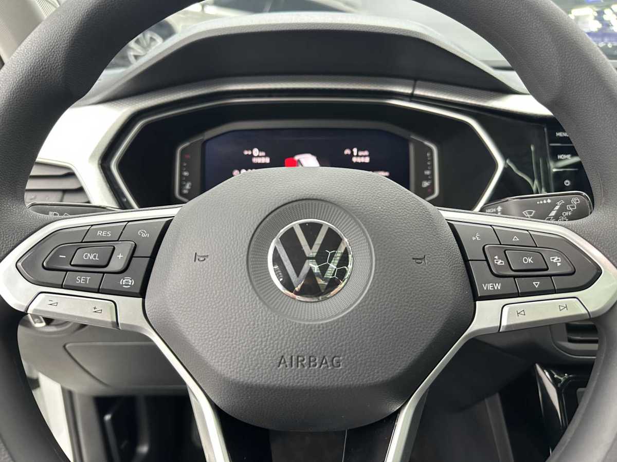 Volkswagen Tacqua 2023 car image #12