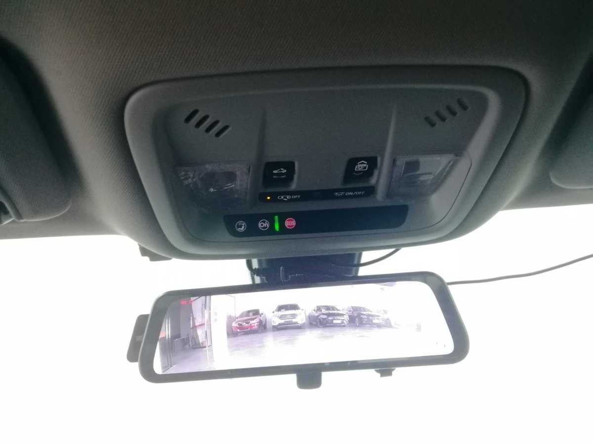 Chevrolet Malibu XL 2020 car image #12