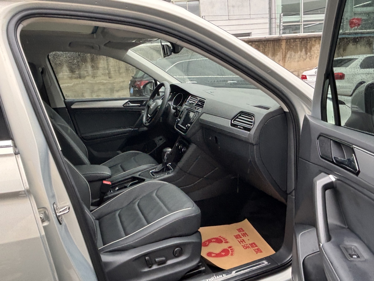 Volkswagen Tiguan X 2017 car image #12