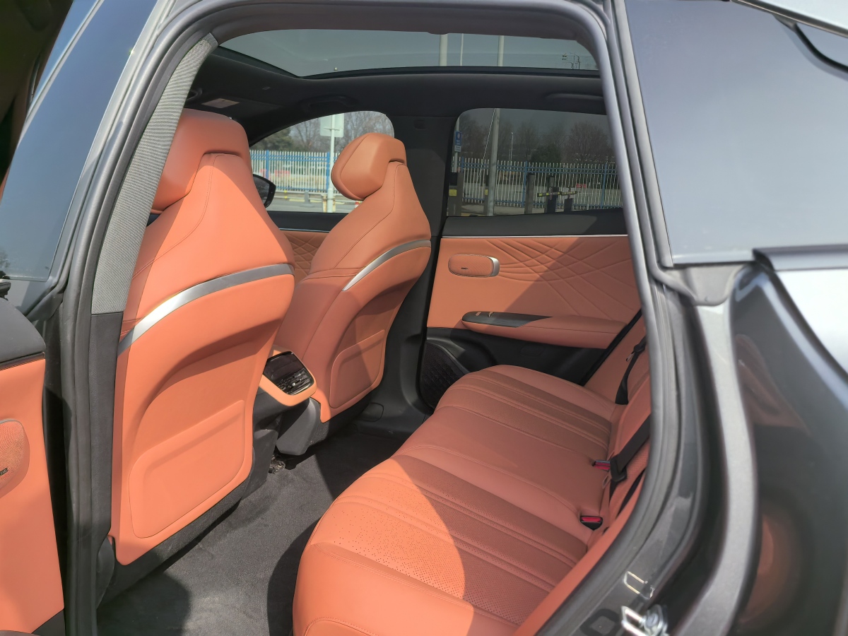 Deepal S07 2025 #12 Deepal S07 2025 car image #12