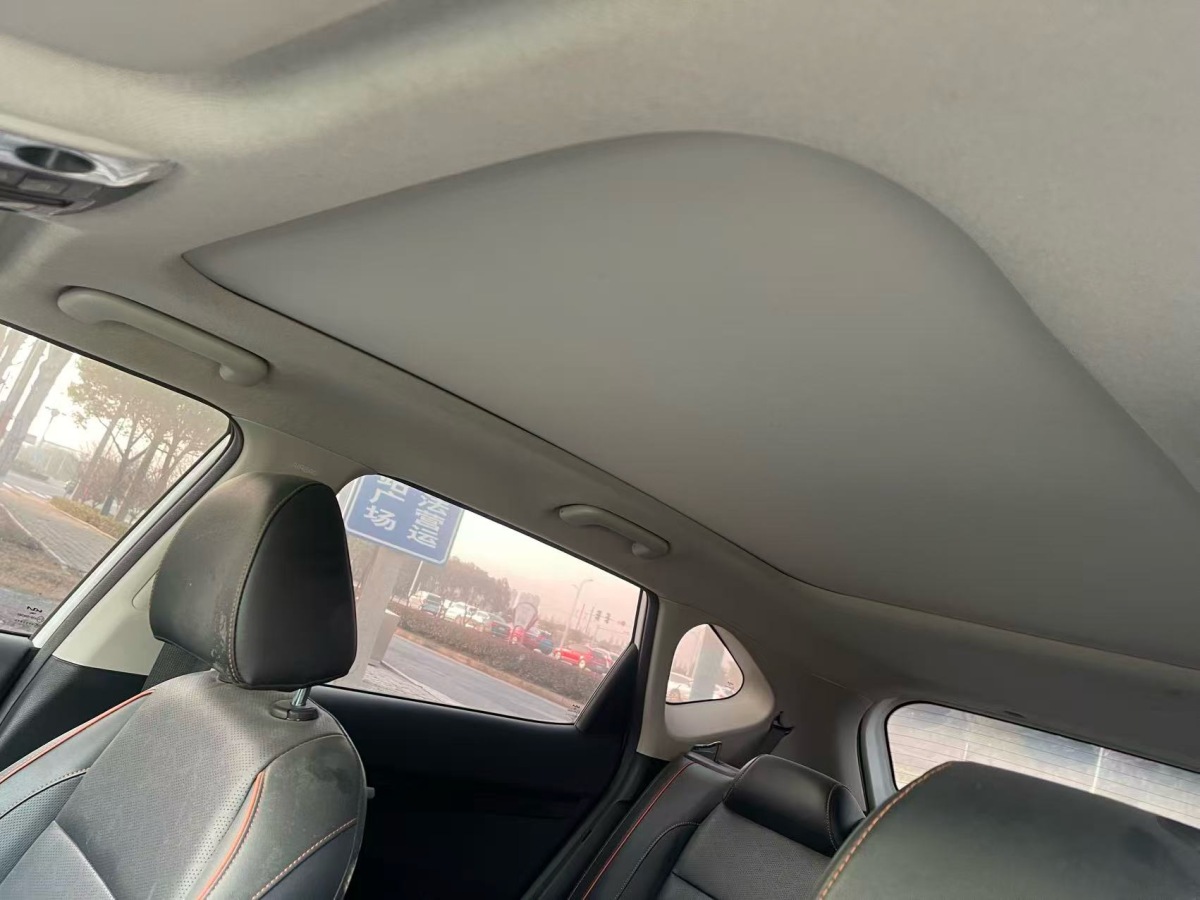 Kia Seltos 2024 car image #12