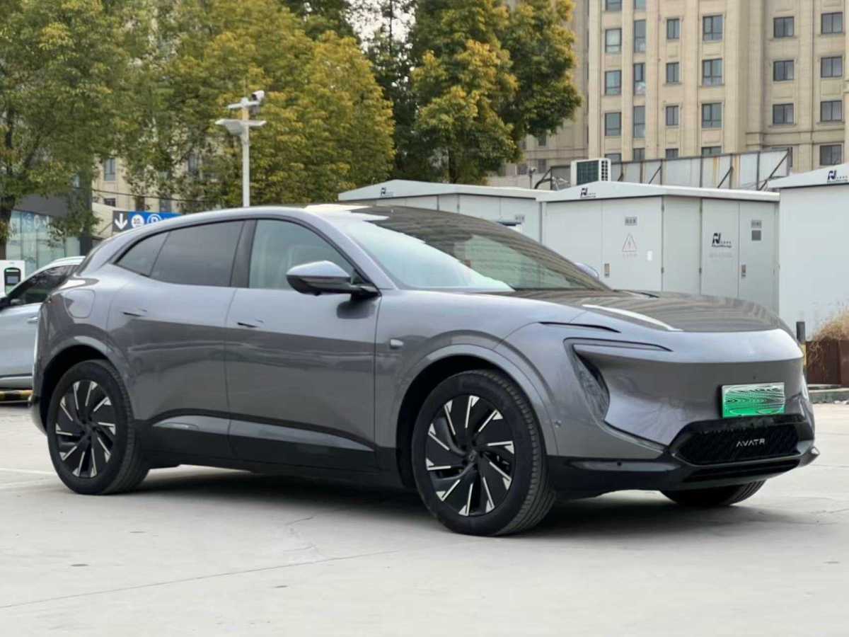 Avatr 07 2025 car image #12