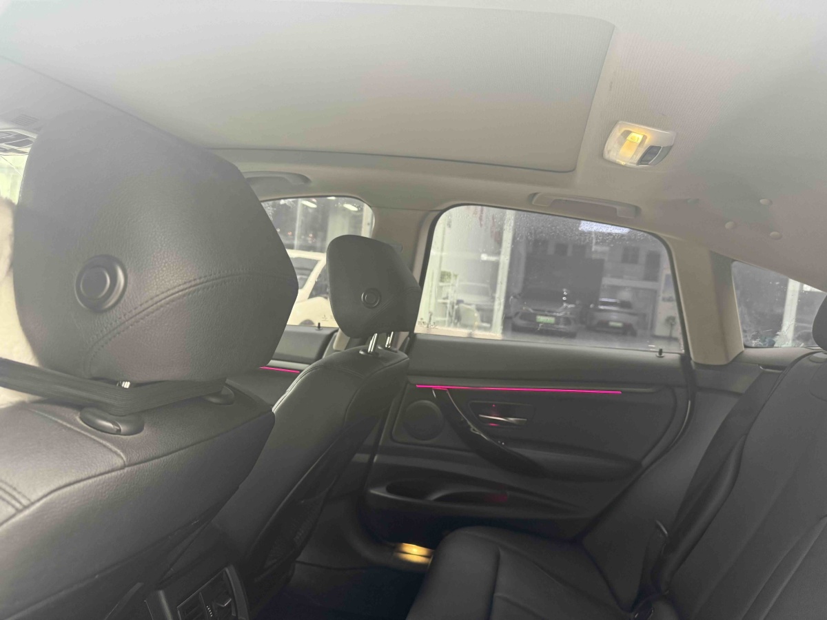 BMW 3 Series GT 2016 immagine di auto #12