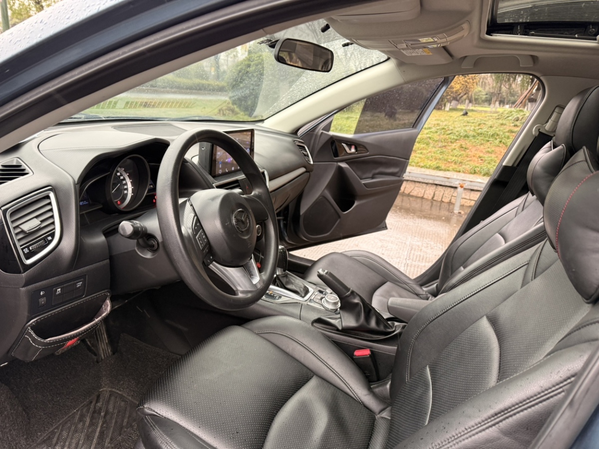Mazda 2016 car image #12