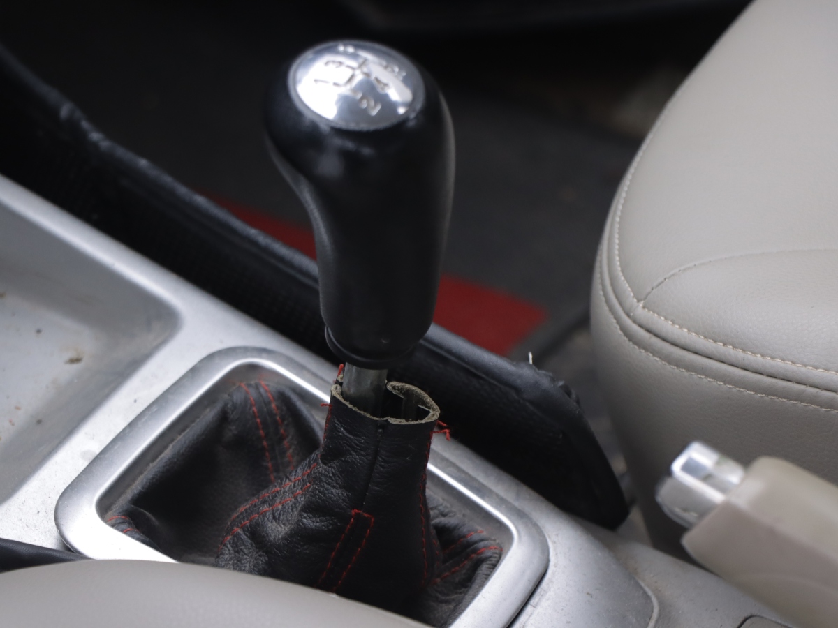 Changan Alsvin V3 2018 car image #12