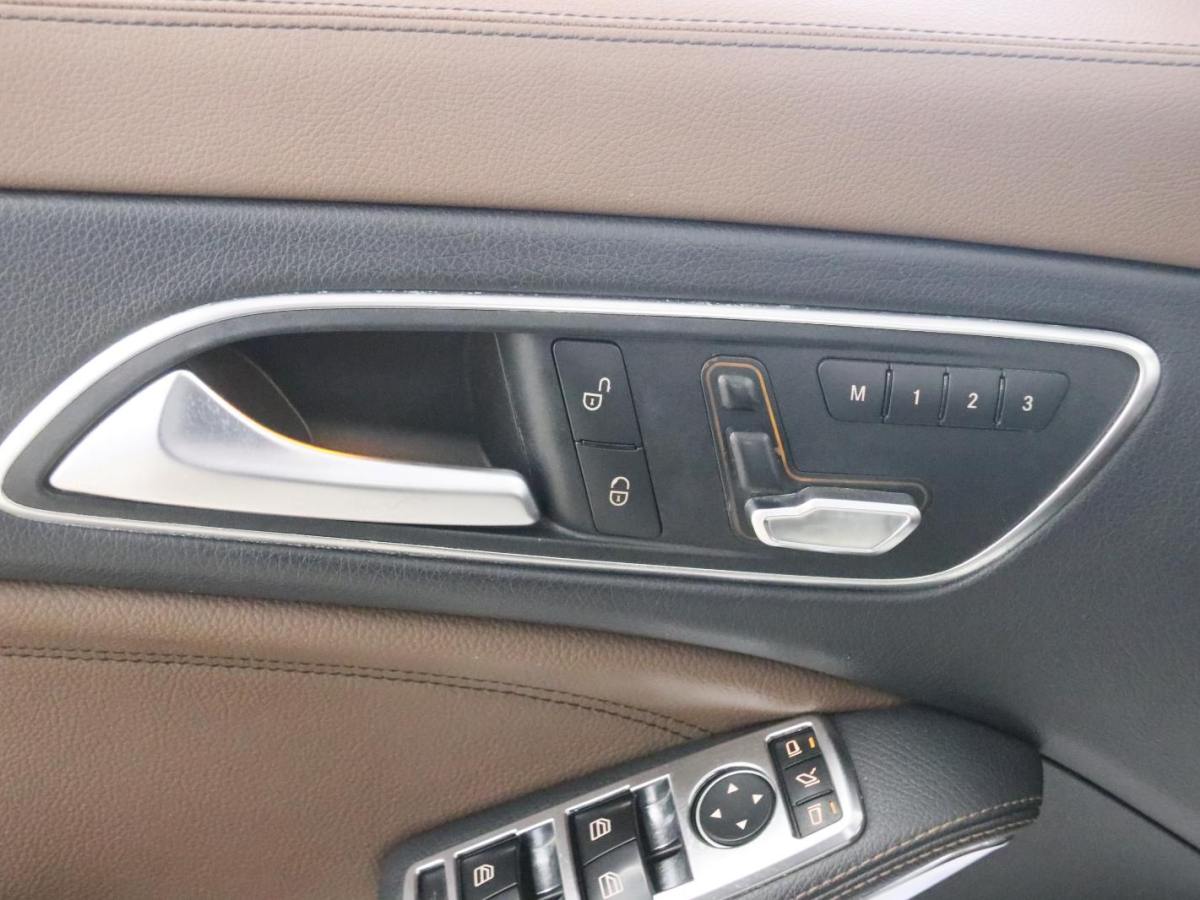 Mercedes-Benz CLA Class (Imported) 2015 immagine di auto #12