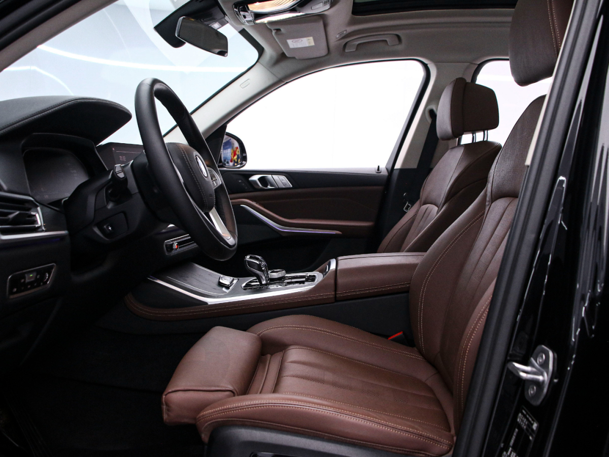 BMW X7 2020 صورة سيارة #12