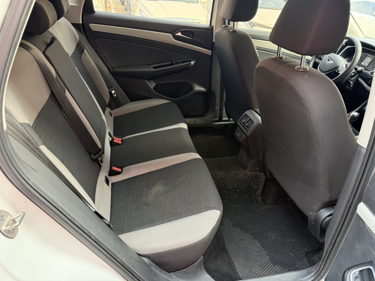 Jetta VS7 2023 car image #12