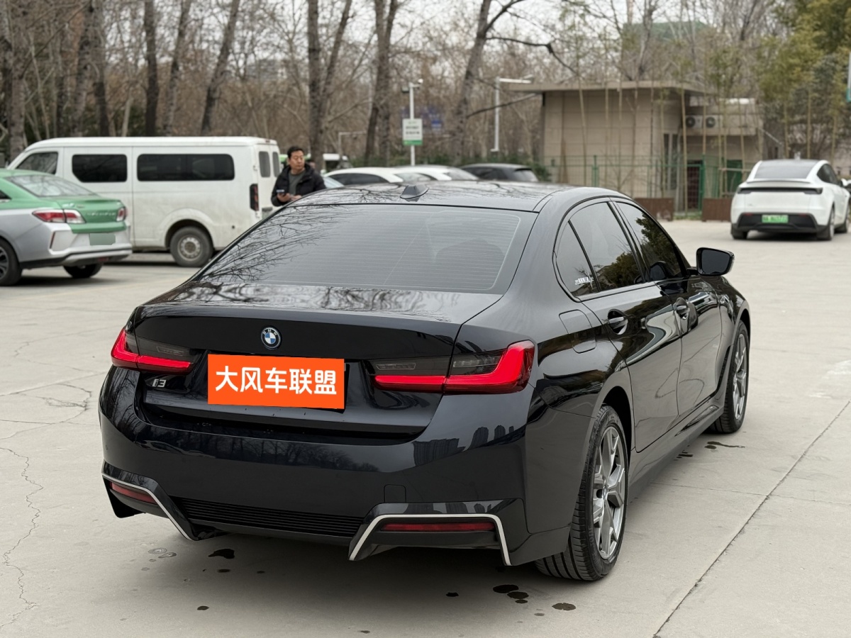 BMW i3 2023 immagine di auto #12