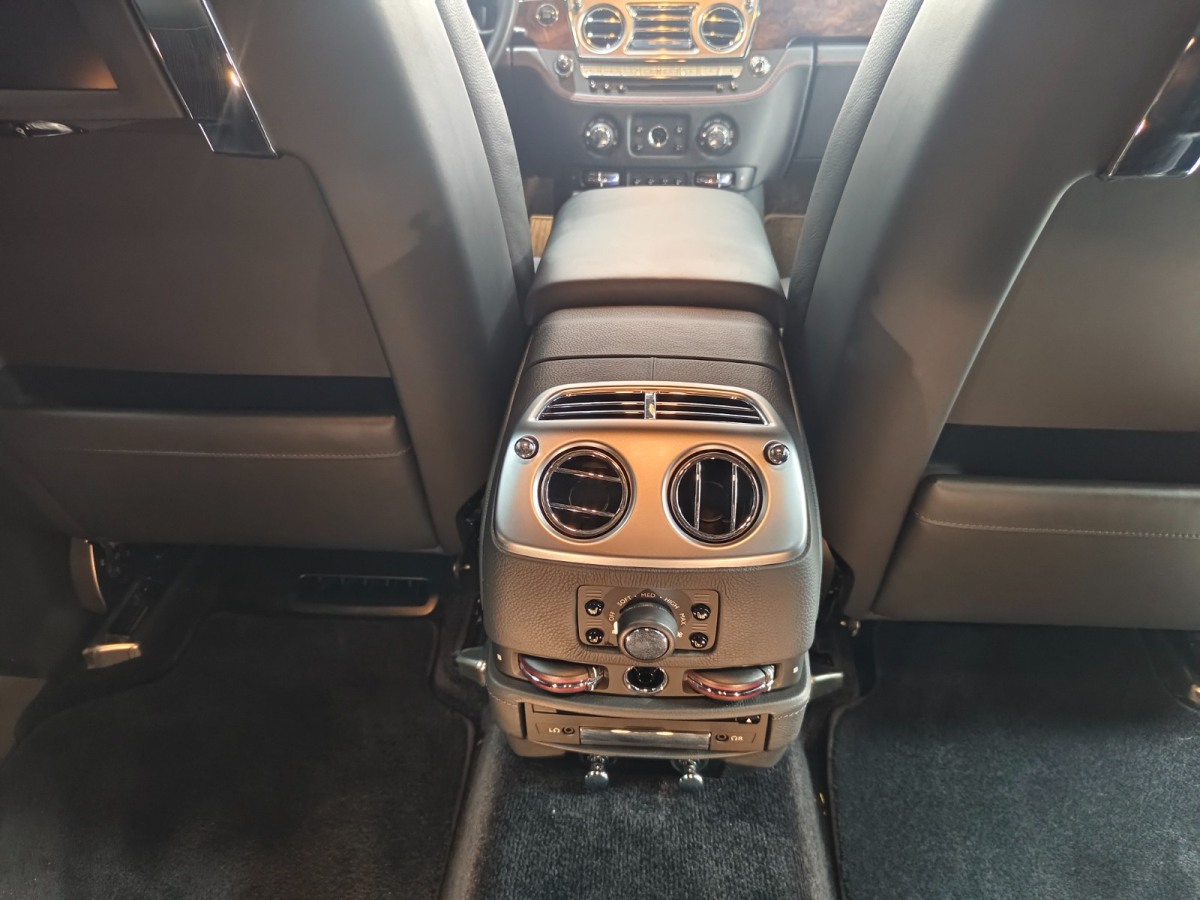 劳斯莱斯 古思特 2017 #12 劳斯莱斯 古思特 2017 汽车图片 #12