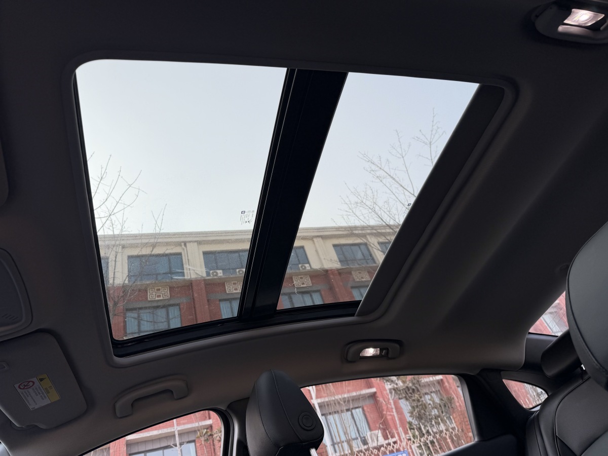 Chevrolet Malibu XL 2022 car image #12