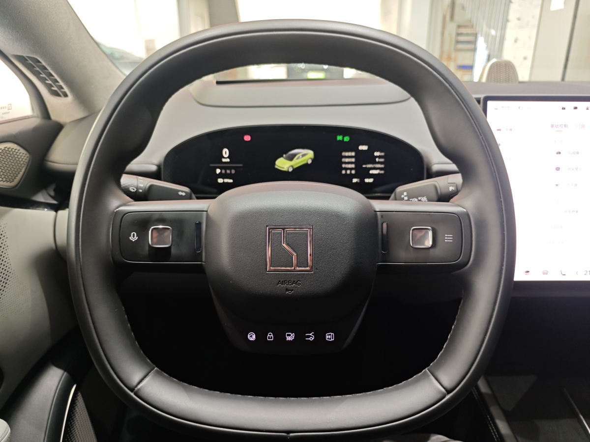 极氪 极氪007 2024 汽车图片 #12