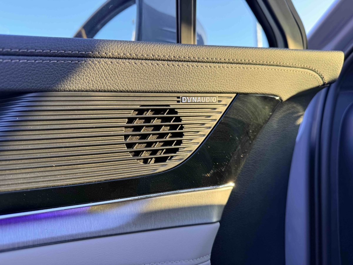 BYD Tang New Energy 2025 car image #12