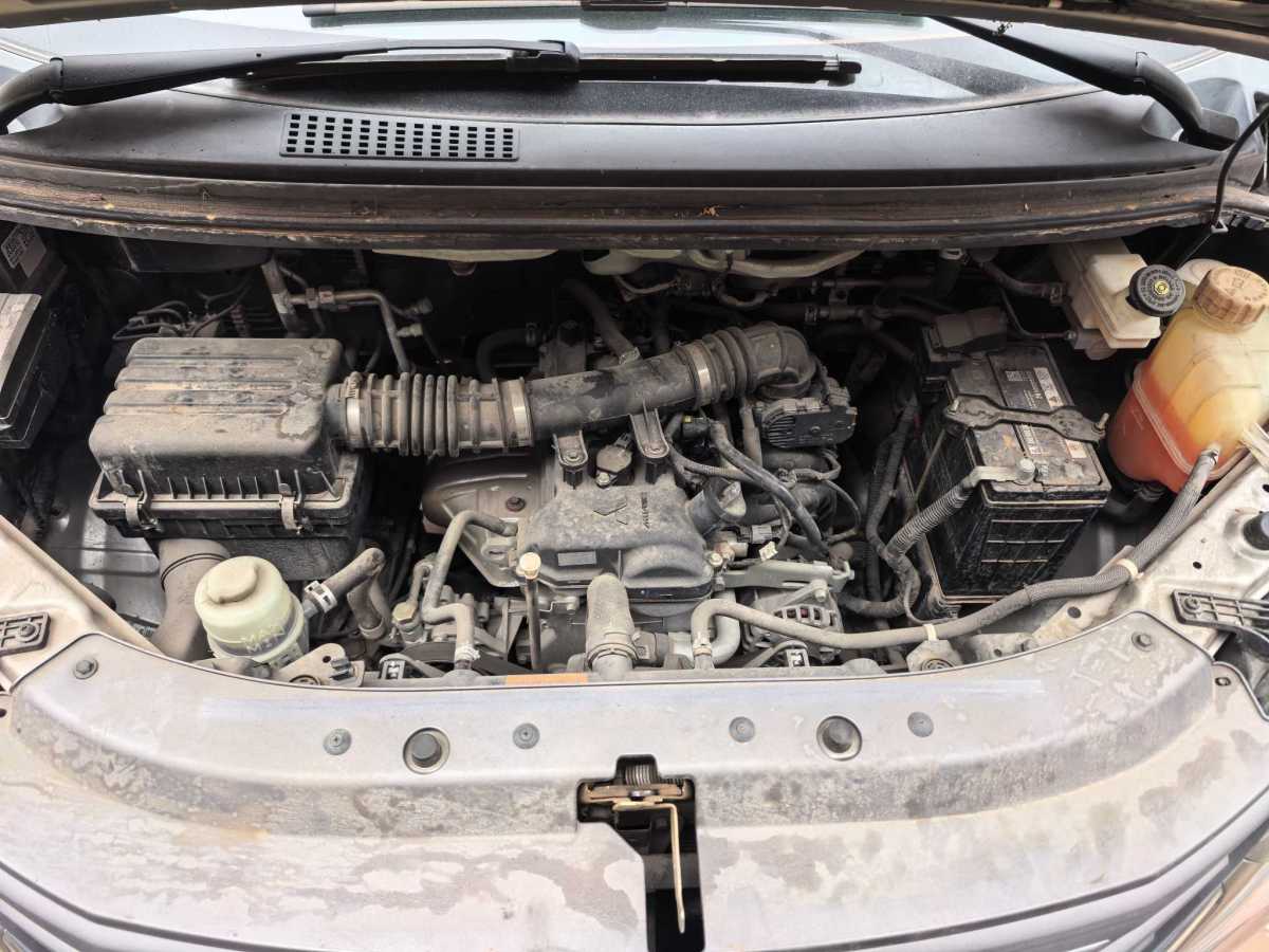 Forthing Lingzhi 2020 car image #12