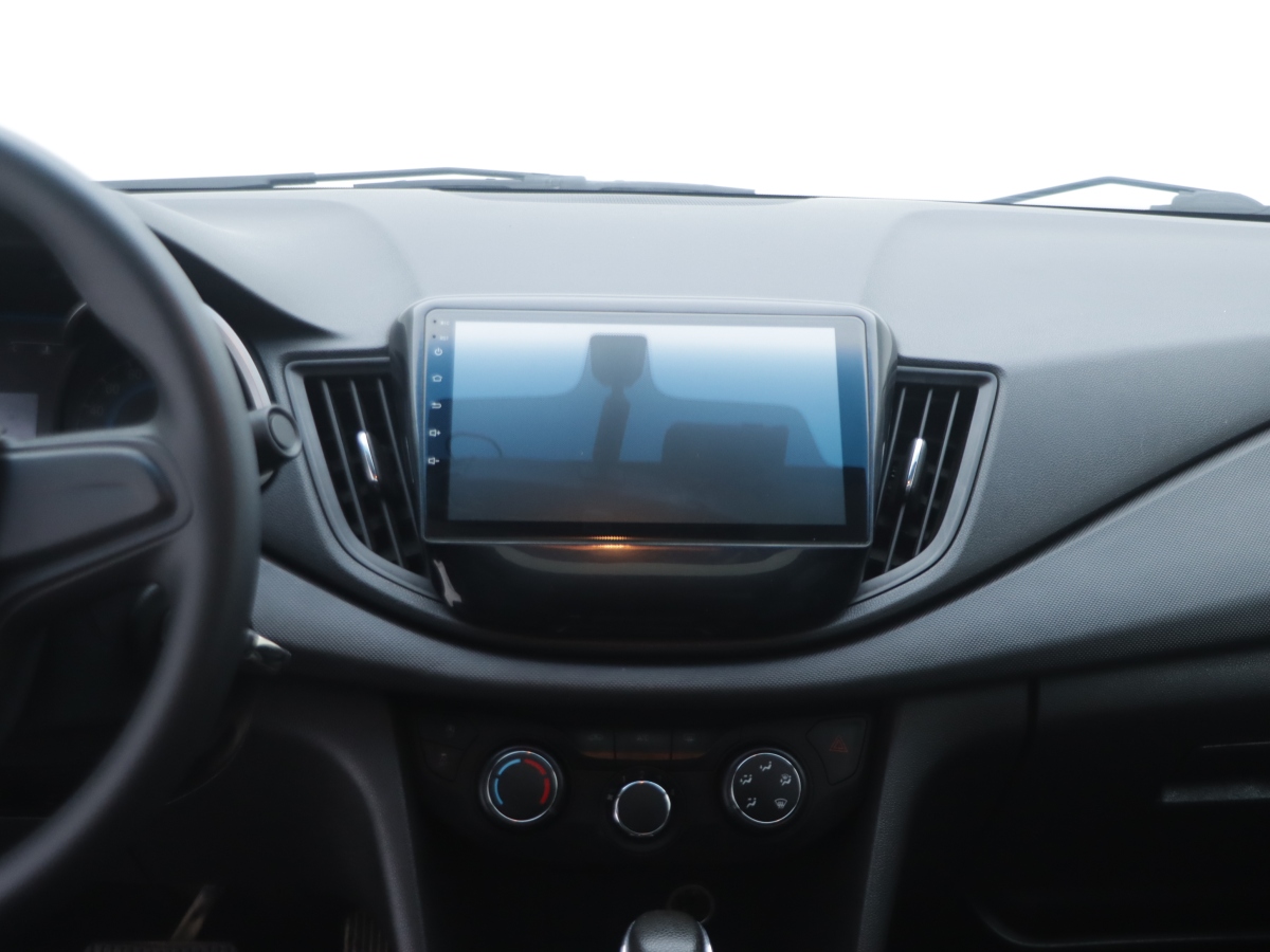 Chevrolet Cavalier 2018 imagem de carro #12