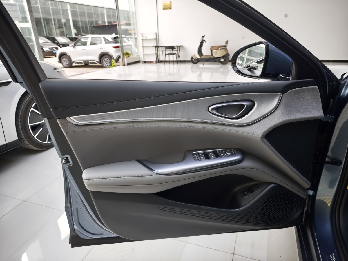 BYD Seal 07 DM-i 2024 صورة سيارة #12