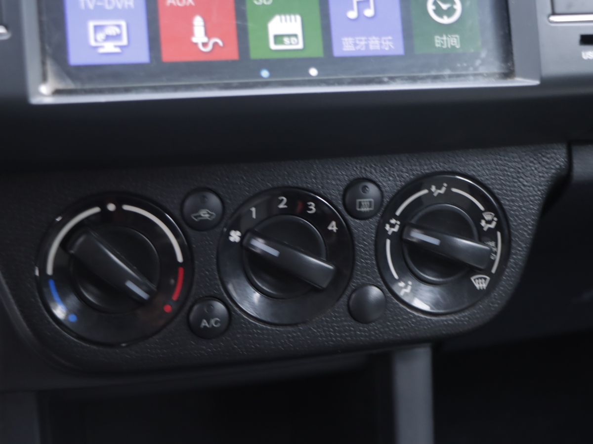 Suzuki Swift 2016 #12 Suzuki Swift 2016 car image #12