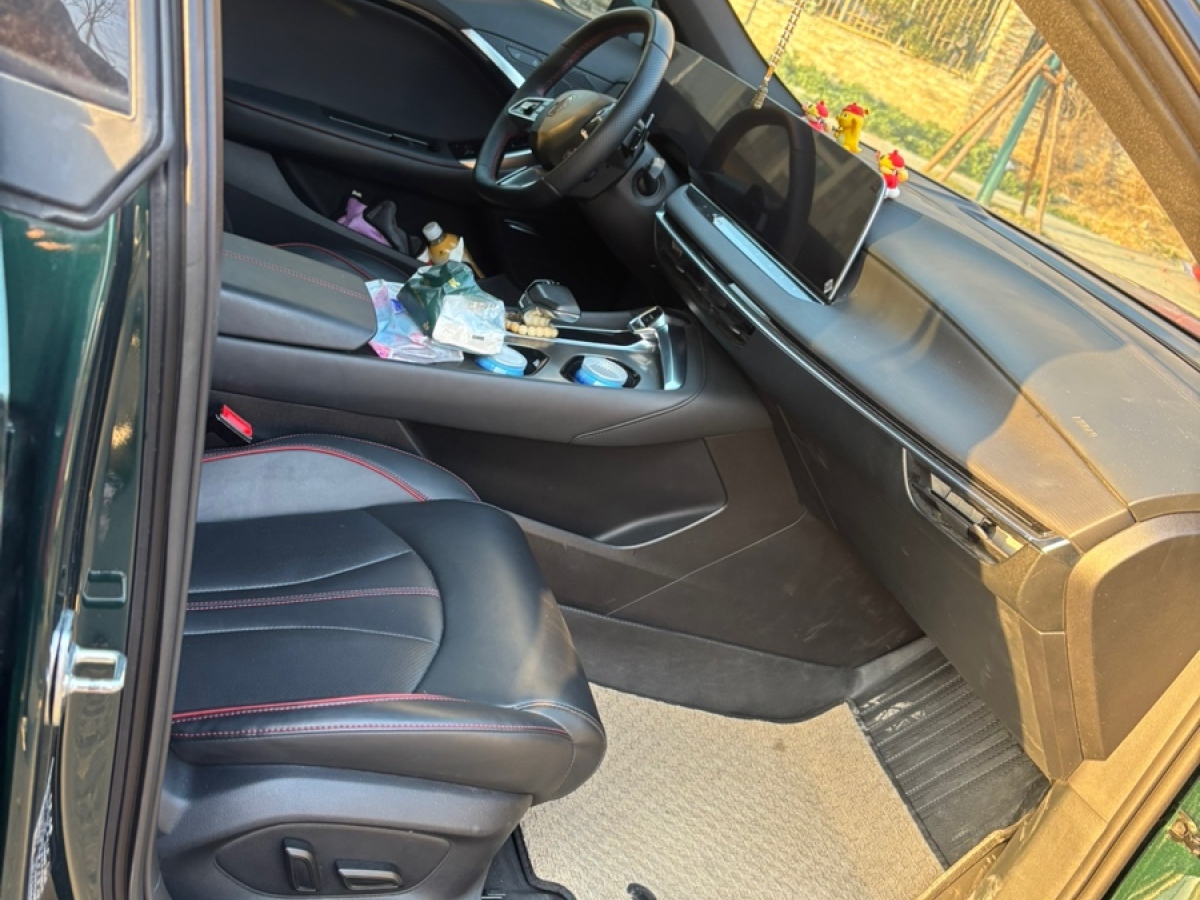 MG 7 2023 car image #12