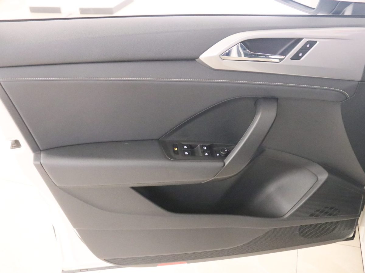 Volkswagen Tharu New Energy 2021 car image #12