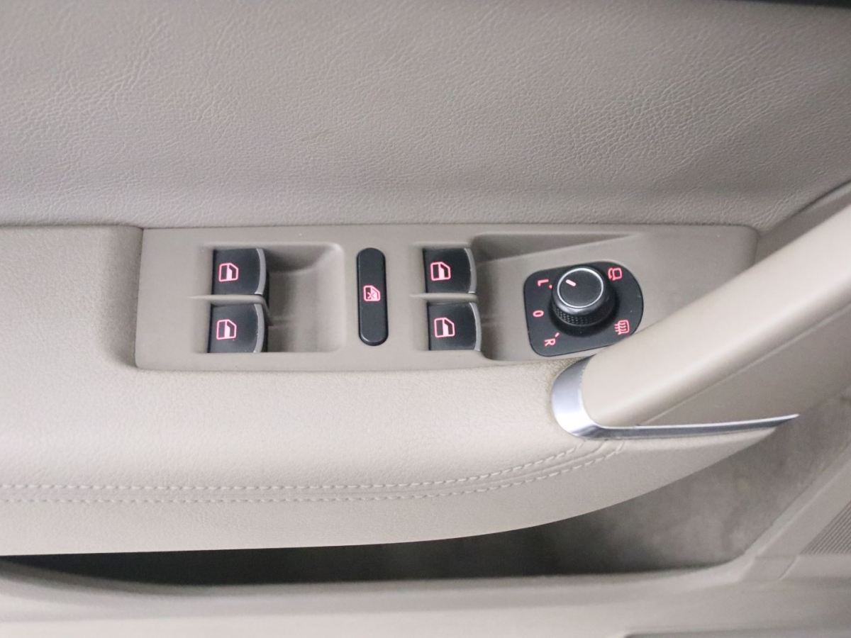 Volkswagen Magotan 2015 car image #12