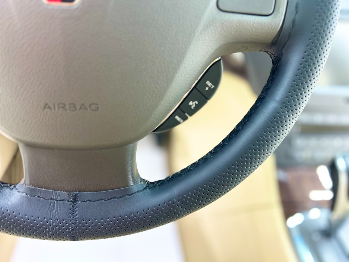 Roewe 750 2014 imagen de coche #12