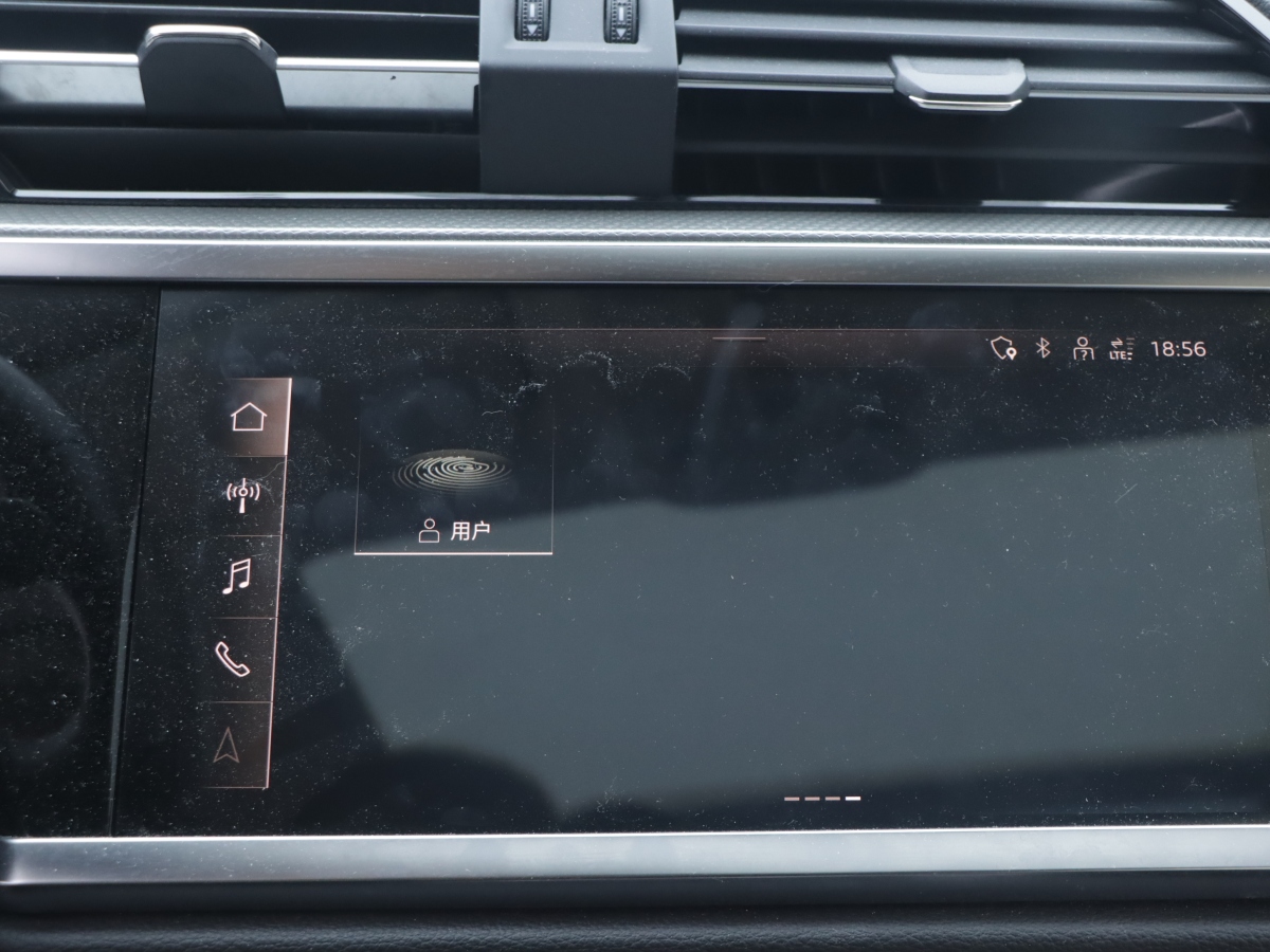 Audi Q3 2022 car image #12