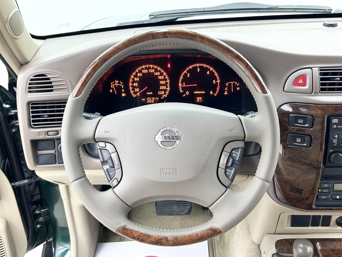 日产 途乐 2004 汽车图片 #12