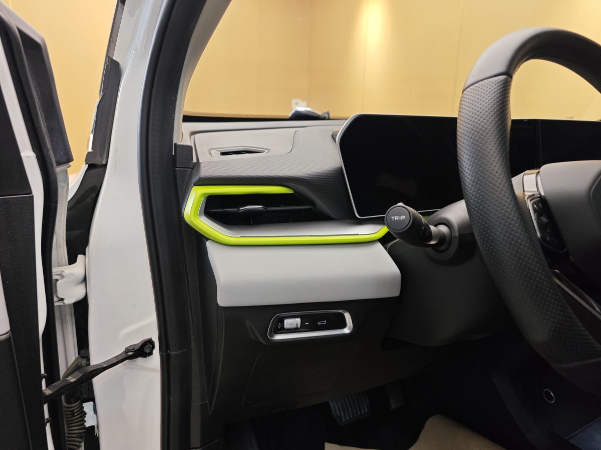 GEELY Coolray 2022 #12 GEELY Coolray 2022 car image #12