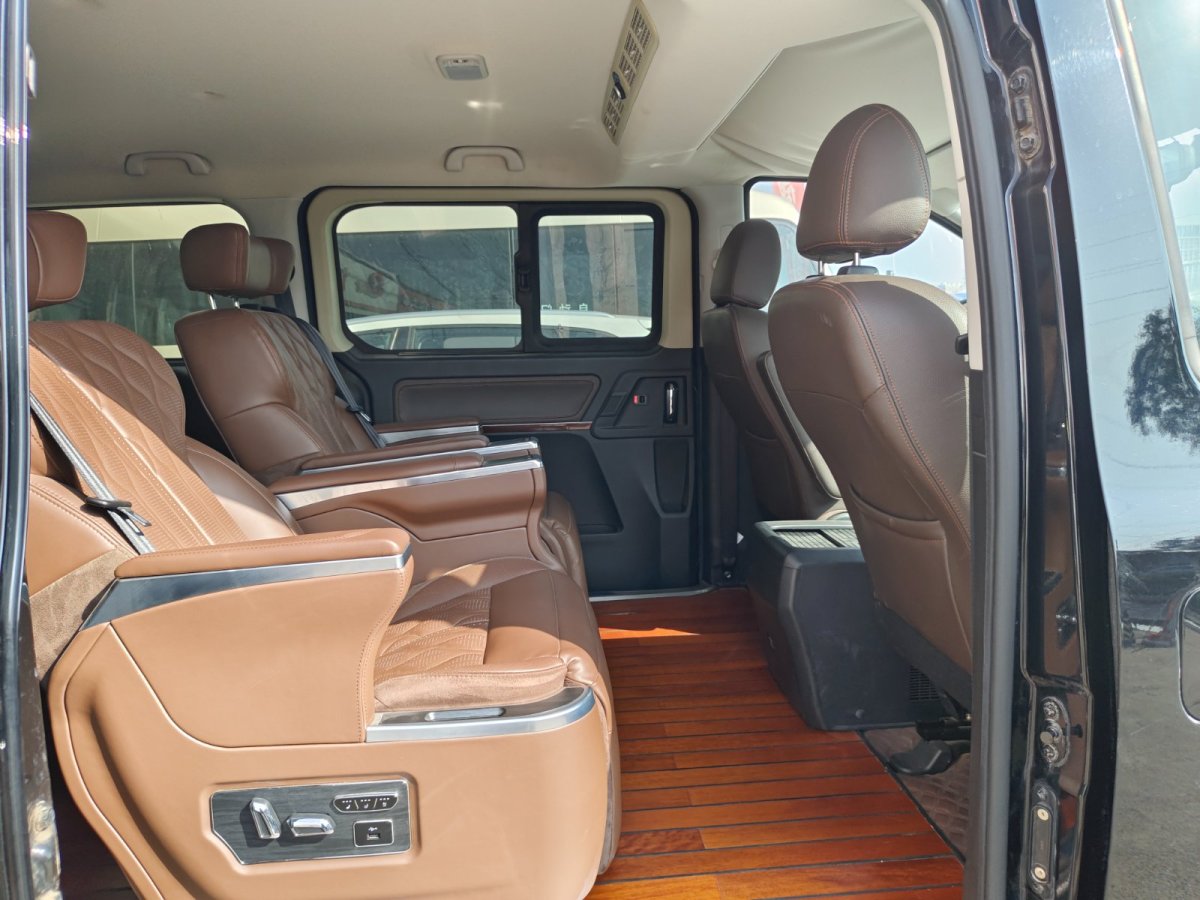 Forthing Lingzhi PLUS 2021 car image #12