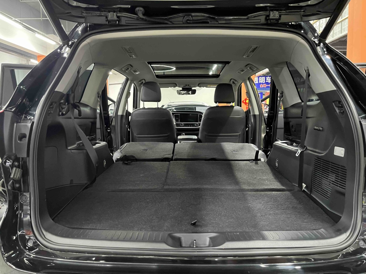 Toyota Highlander 2019 image de voiture #12